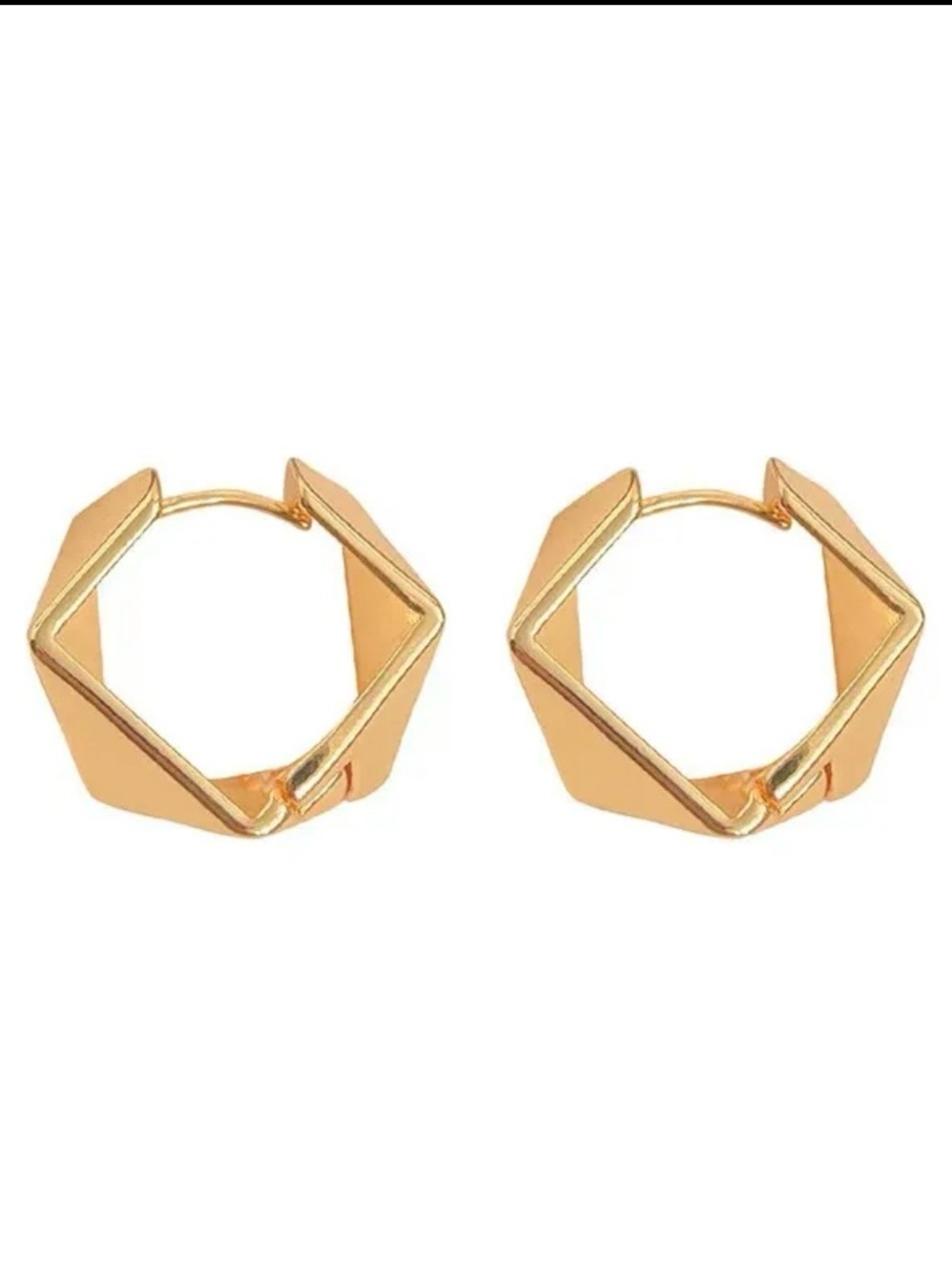 Brand new and in original packaging. Copper electroplated rhombus earrings